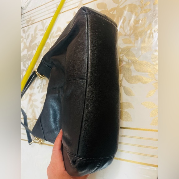 COACH LEXY BLACK PEBBLED LEATHER LARGE CHOULDER BAG - Picture 6 of 11